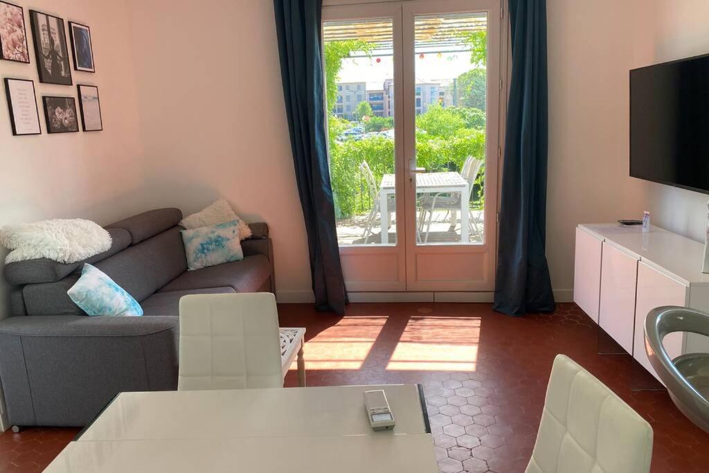 Petite Maison De Charme - Le Jardin Secret D'Alice Roquebrune-sur Argens Ngoại thất bức ảnh